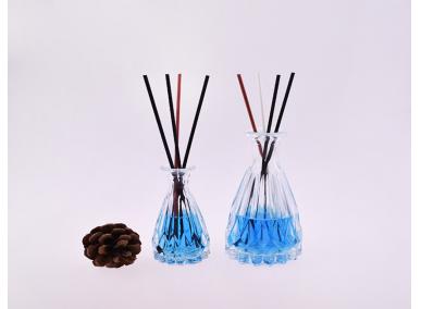 bottiglia di vetro profumo aromaterapia